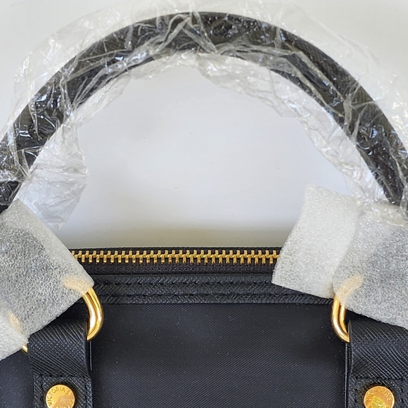 BRAND NEW NEVER USED  Victoria Secret Small Wristlet Black Hand Bag - Picture 3 of 10